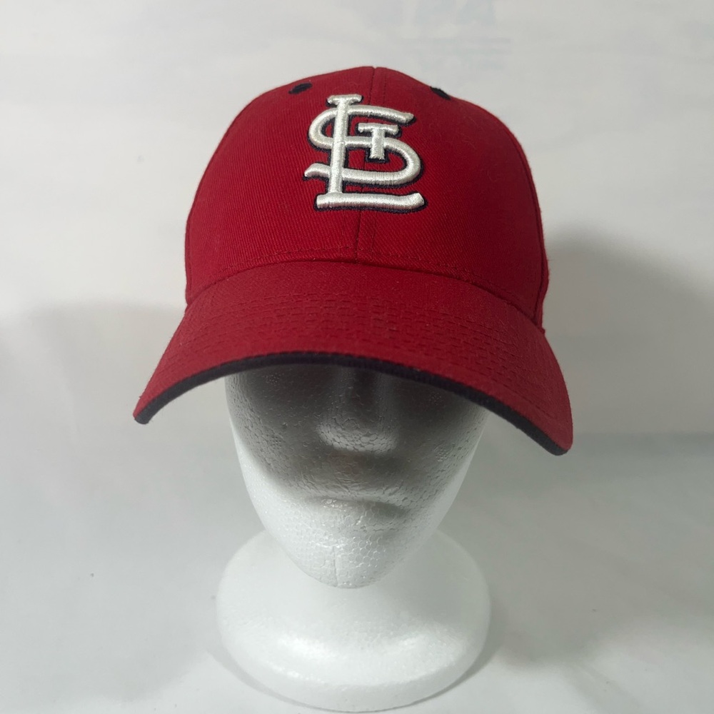 ST LOUIS CARDINALS FAN FAVORITE MLB BASEBALL CAP W/LOGO ADJUSTABLE YOUTH RED